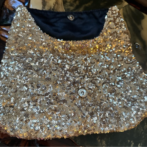 Victoria’s Secret Gold Sequin Clutch Purse Evening Hand Bag Shiny Zipper - Picture 13 of 15